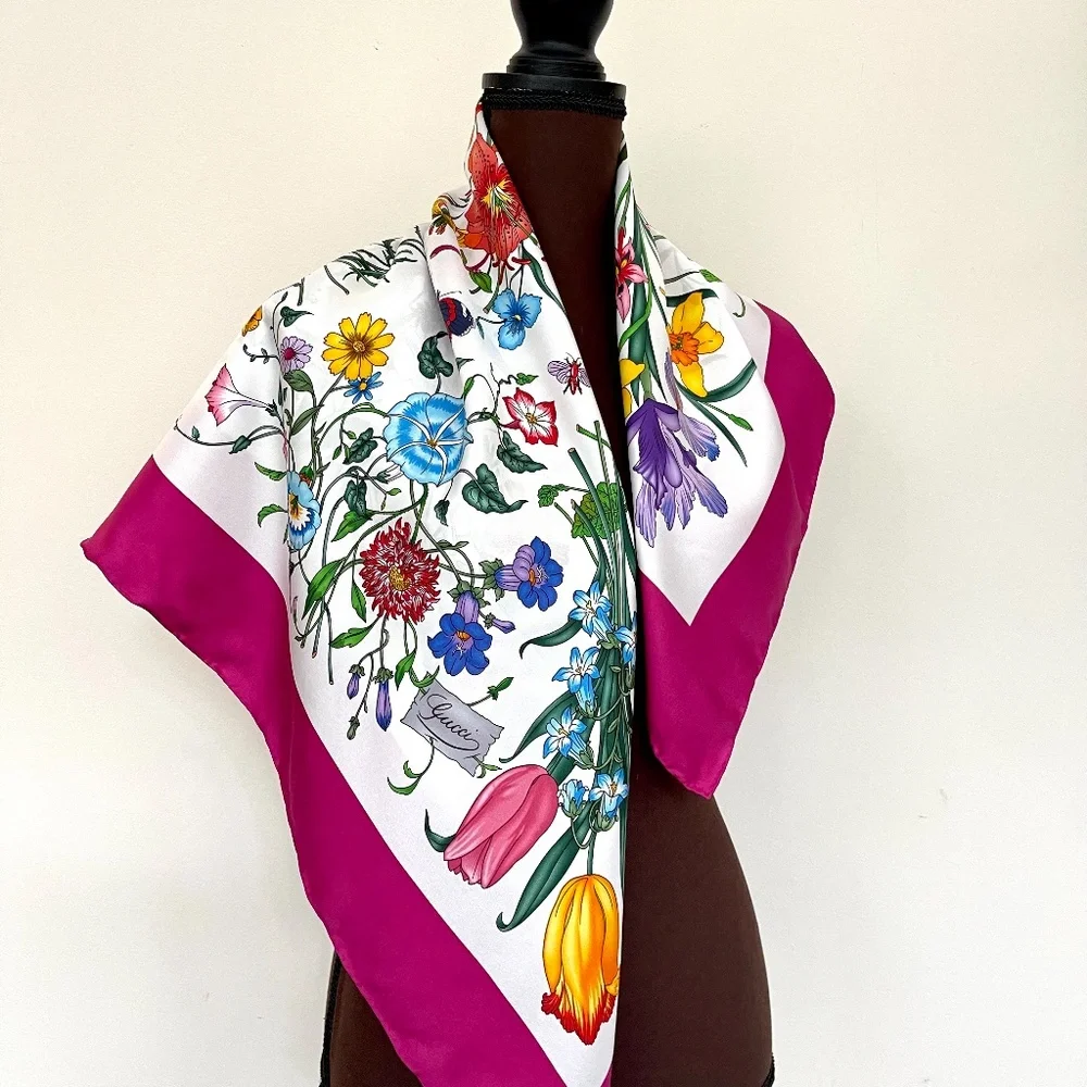 New Gucci Scarf Iconic Floral Print Multicolor Silk Wrap - Picture 5 of 13